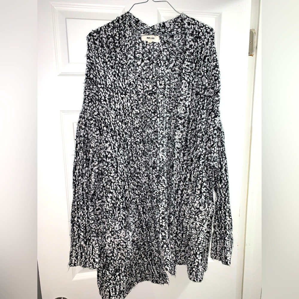 3x Black and White Soft and Cozy Popcorn Cardigan